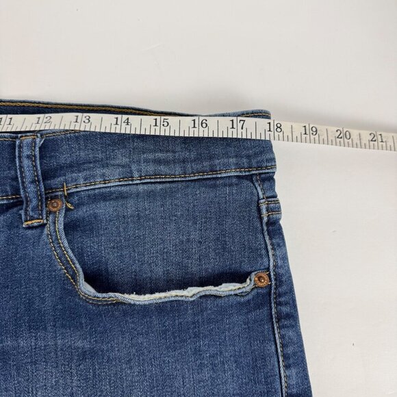 Lucky Brand 410 Athletic Fit Straight Medium Wash Denim Jeans Men's 36Wx30L EUC - Picture 6 of 12